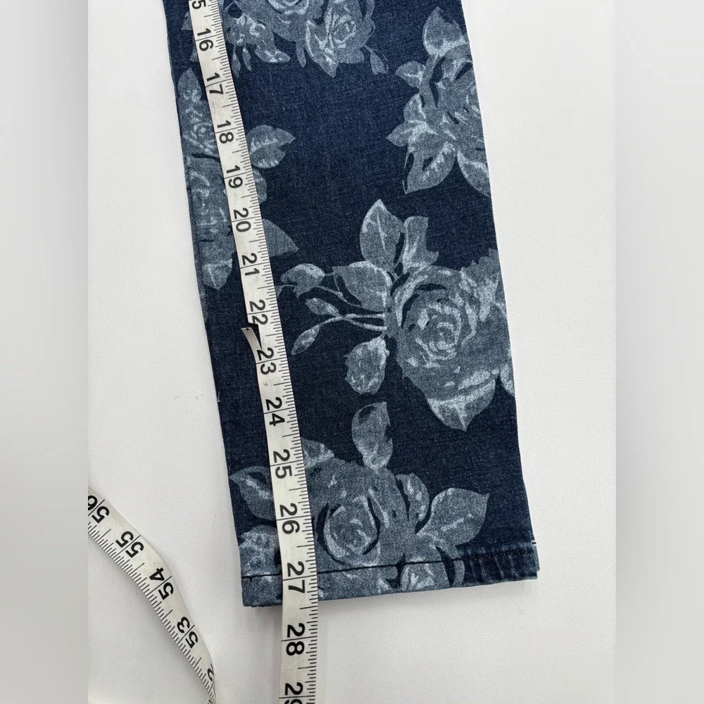 Juicy Couture Laguna Floral Print Jogger Jean Size 26 Blue Pull On Stretch Waist